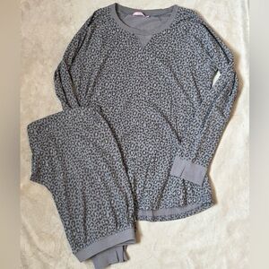 La Vie En Rose Leopard Print Pyjama Set